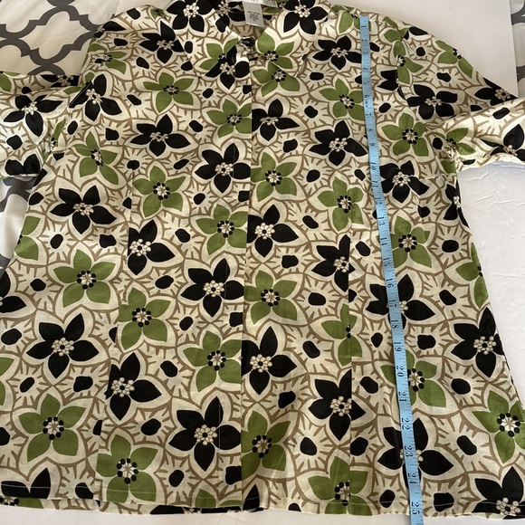 Geoffrey Beene Sport Buttoned Down Blouse Size XL - Picture 11 of 13